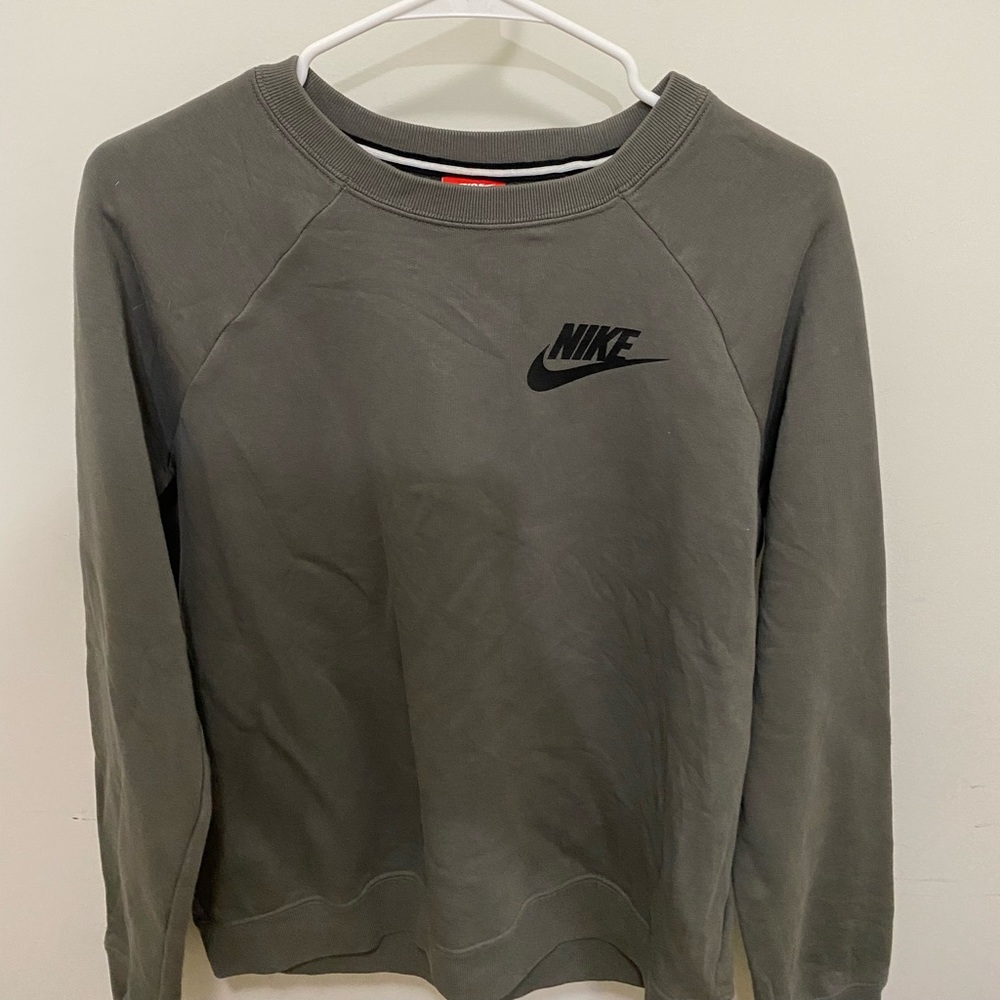 Nike green crewneck